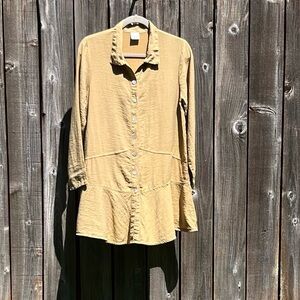 Et’Lois tan Milla top tunic blouse size small